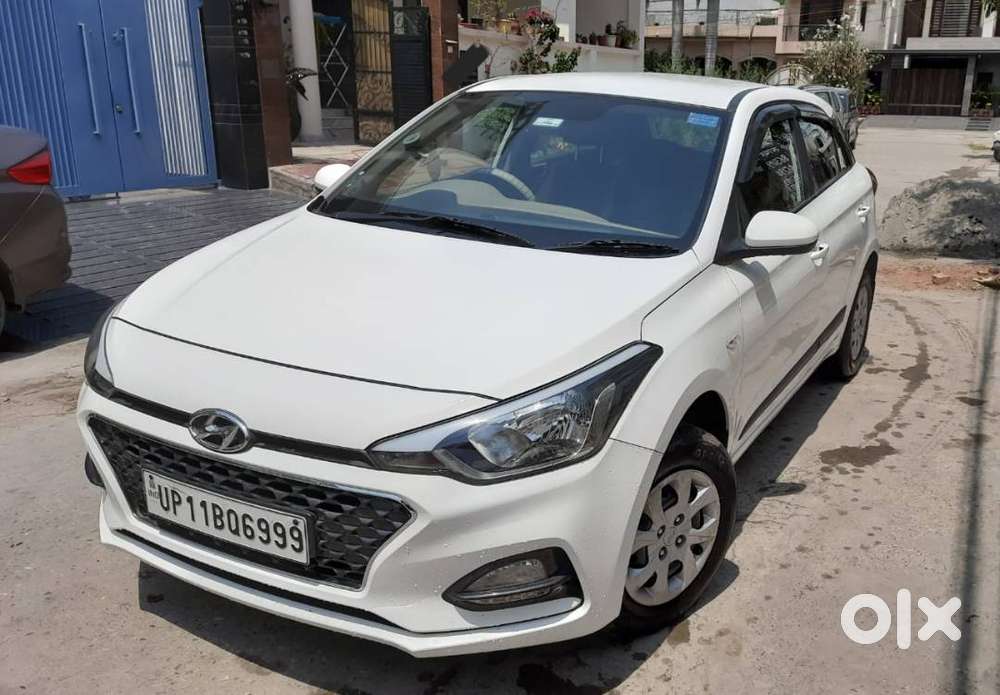 Hyundai I20 Magna  Low Driven (26,000 Km)