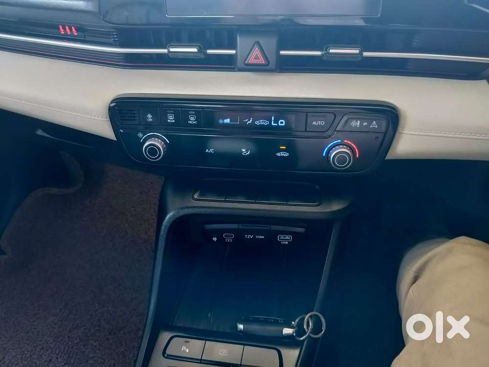 Hyundai Verna 1.5 Mpi Mt Sx (o), 2024, Petrol