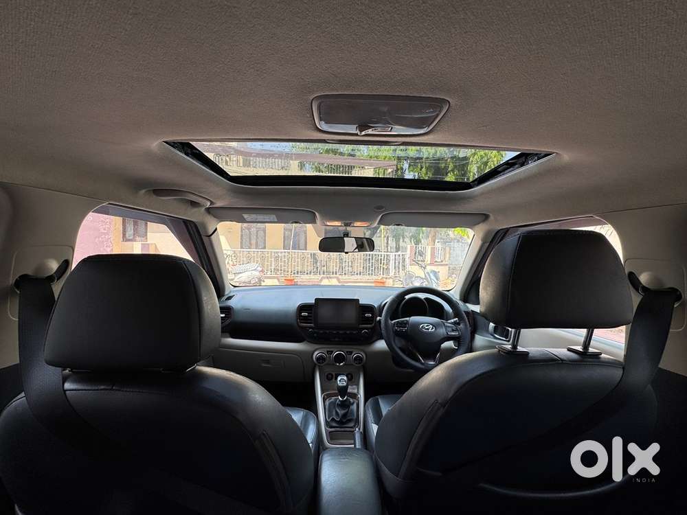 Hyundai Venue 2020 Diesel Well Maintained