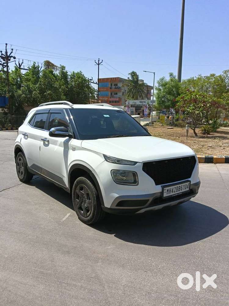 Hyundai Venue Sx 1.2 Mt Knight Edition, 2021, Petrol