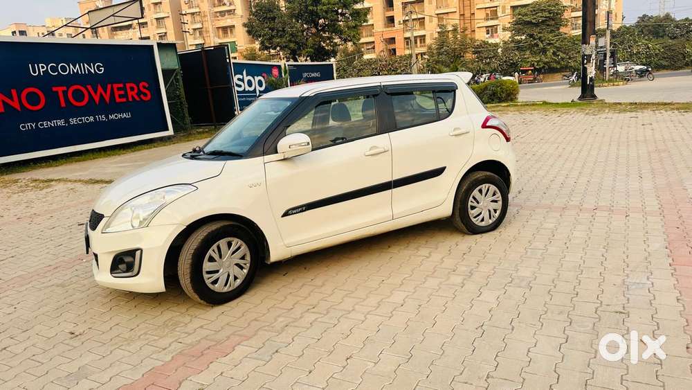 Maruti Suzuki Swift Vxi + Manual, 2016, Petrol