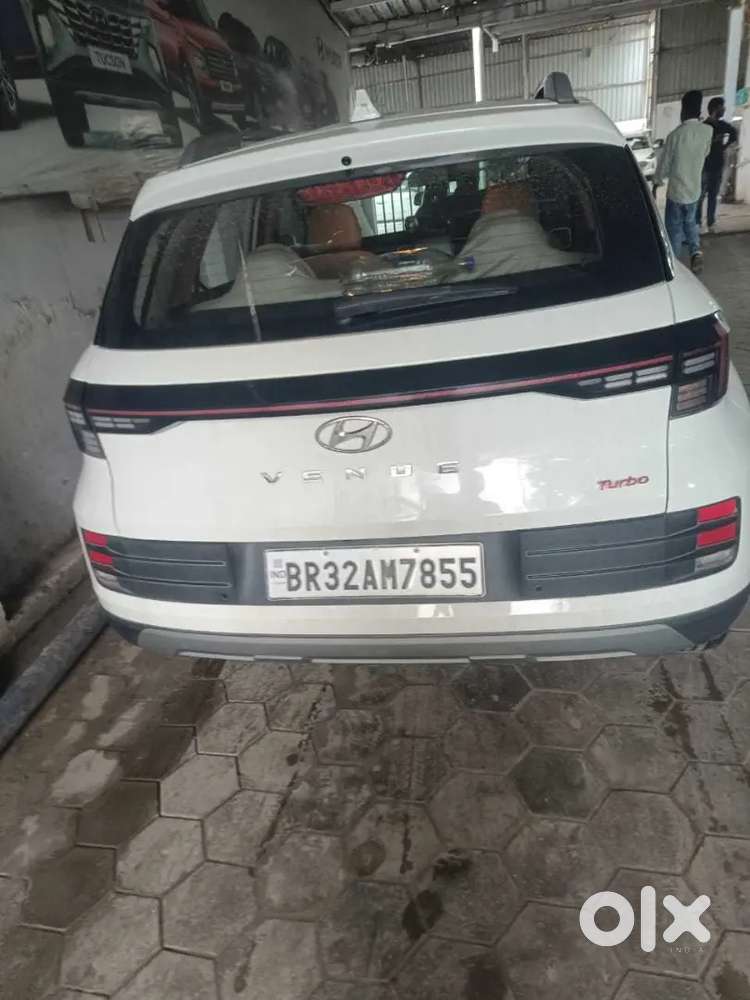 Hyundai Venue 2022 Petrol Good Condition