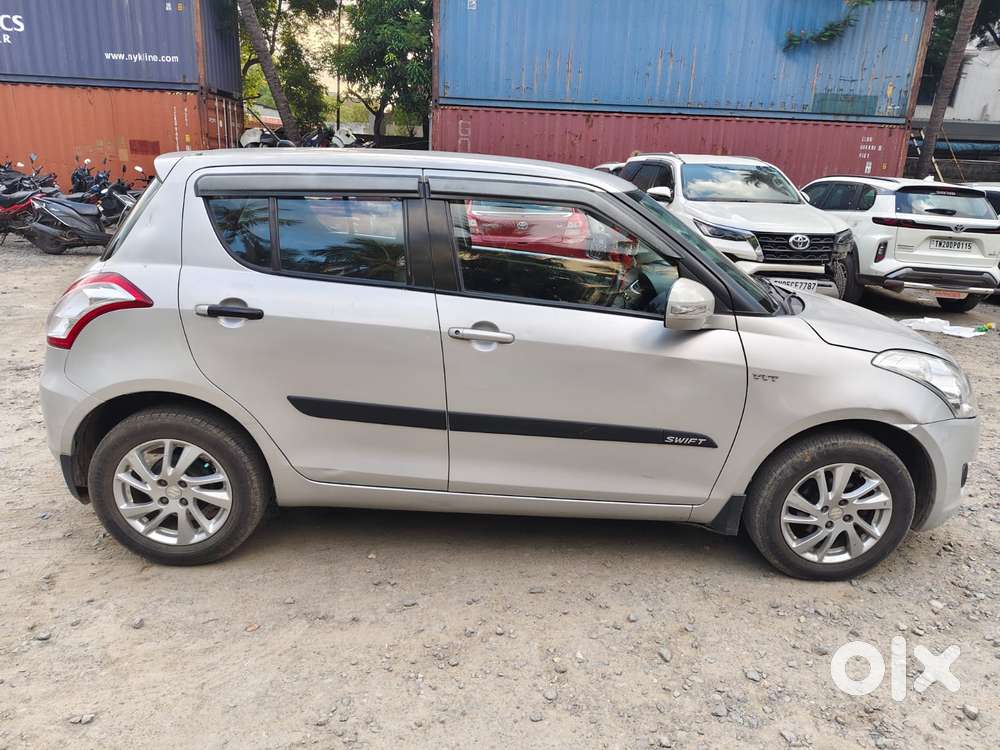 Maruti Suzuki Swift Zxi, 2012, Petrol