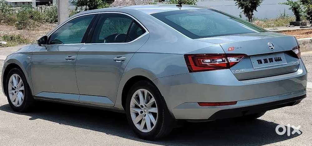 Skoda Superb L&k 2.0 Tdi At, 2016, Diesel