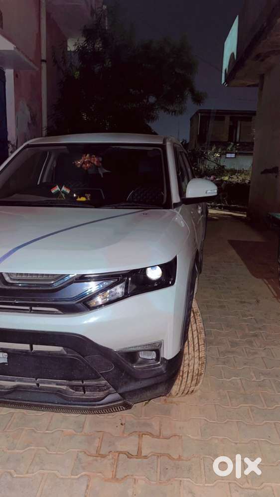 Maruti Suzuki Brezza 2025 Petrol 9000 Km Driven