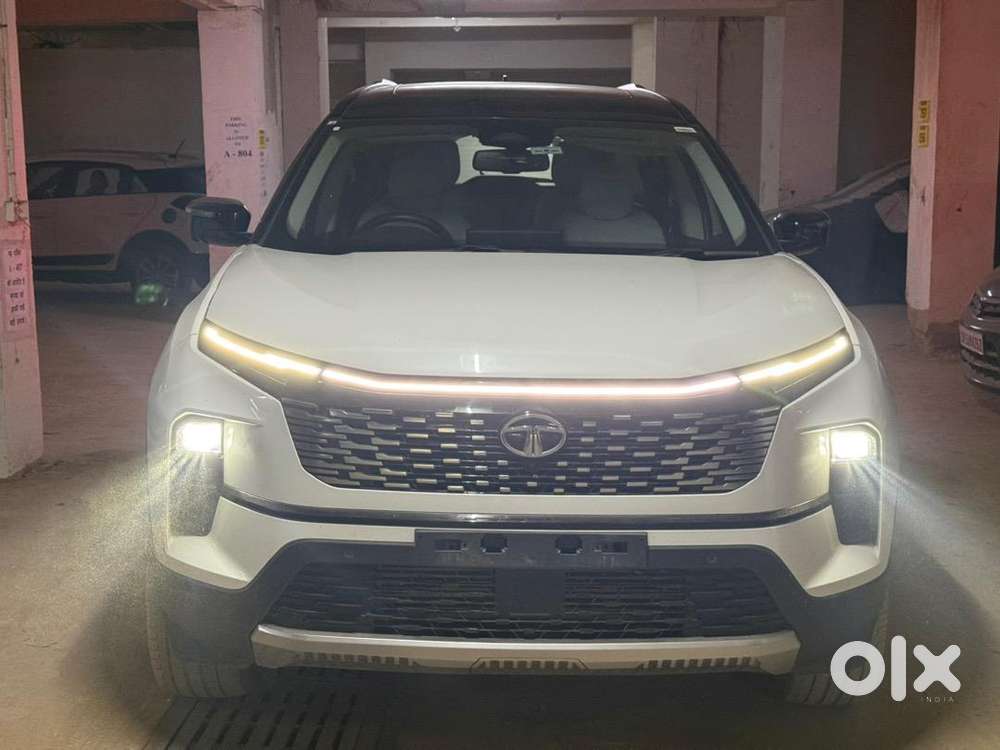 Tata Safari Facelift Accomplished+