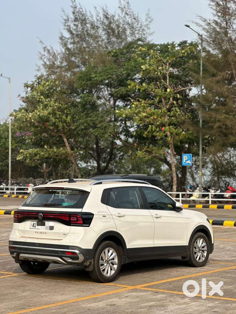 Volkswagen Taigun 1.0 Tsi Highline At, 2022, Petrol