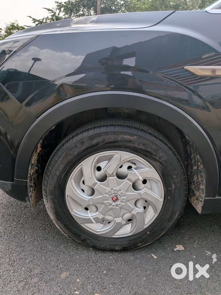 Mahindra Xuv300 W8 Option, 2023, Petrol