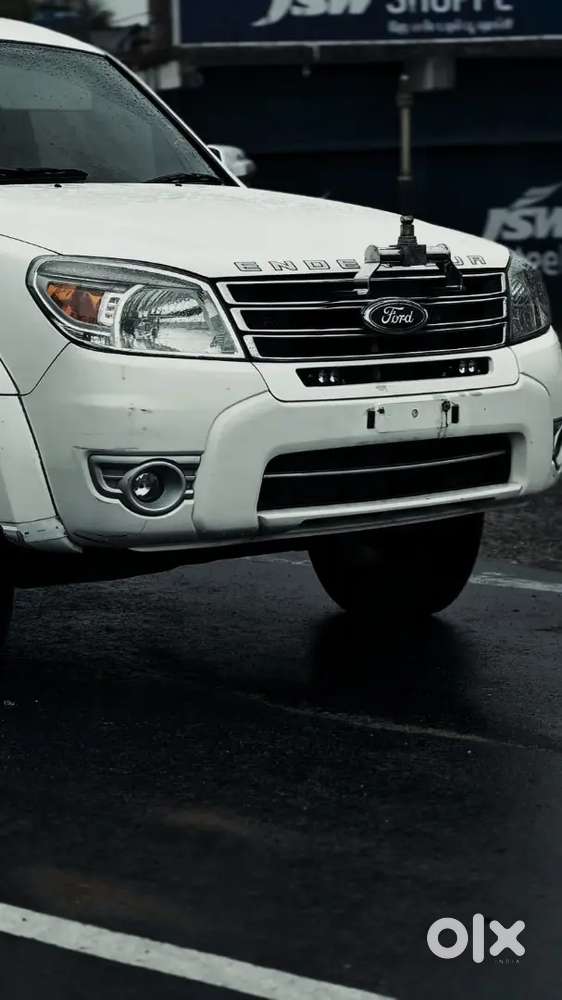 Ford Endeavour 4x4 2013
