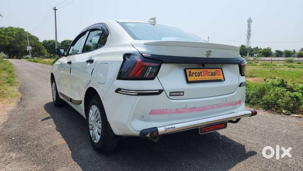Maruti Suzuki Swift Dzire Vxi(o) Mt, 2025, Cng & Hybrids