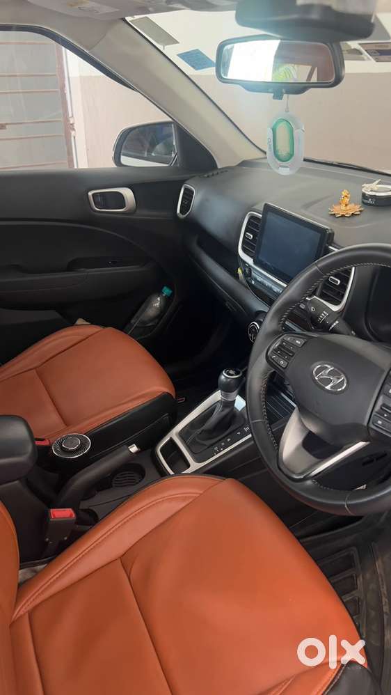 Hyundai Venue Petrol 2019