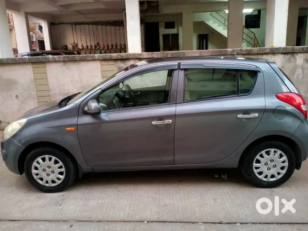 Hyundai I20 2011 Cng & Hybrids Well Maintained