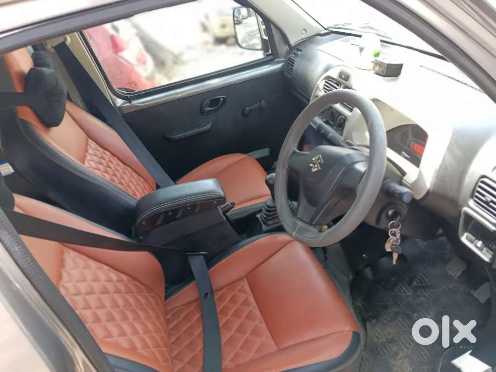 New Car 3000 Klm Run Only Ac 5 Str  Extra Fittings 80000 Parking Resen