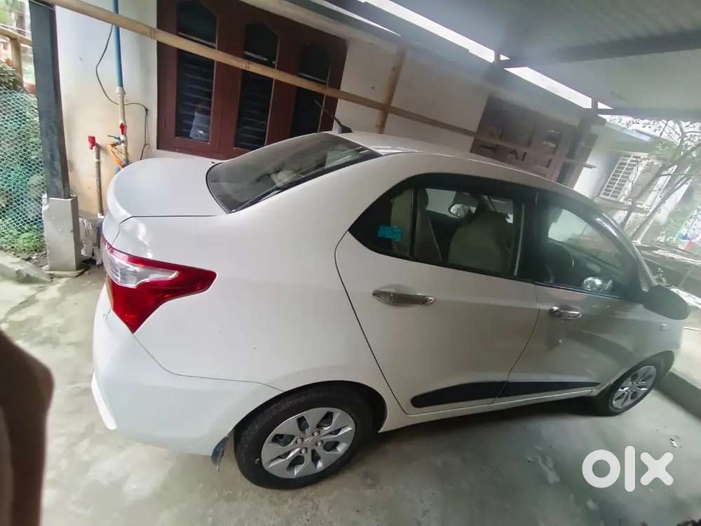 Hyundai Xcent Vvt E+ 2018 Petrol