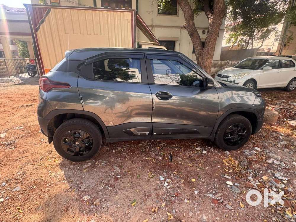 Tata Punch Pure 2025