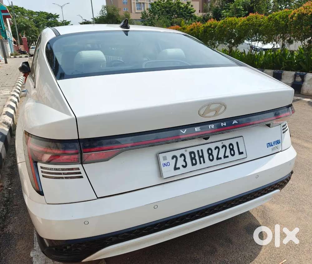 Hyundai Verna 2023 Petrol Well Maintained