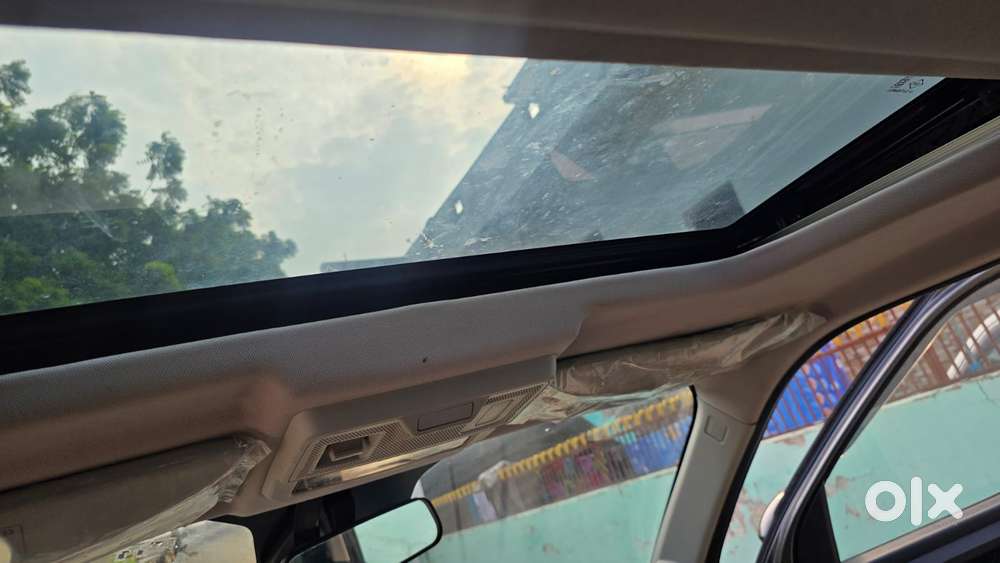Tata Punch Accomplished Dazzle Sunroof Cng, 2024, Cng & Hybrids