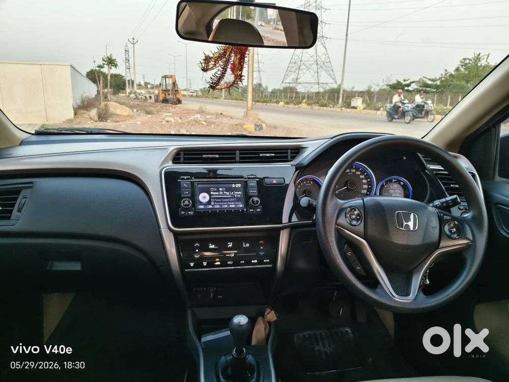 Honda City 1.5 V Cvt I-vtec Mt, 2016, Petrol