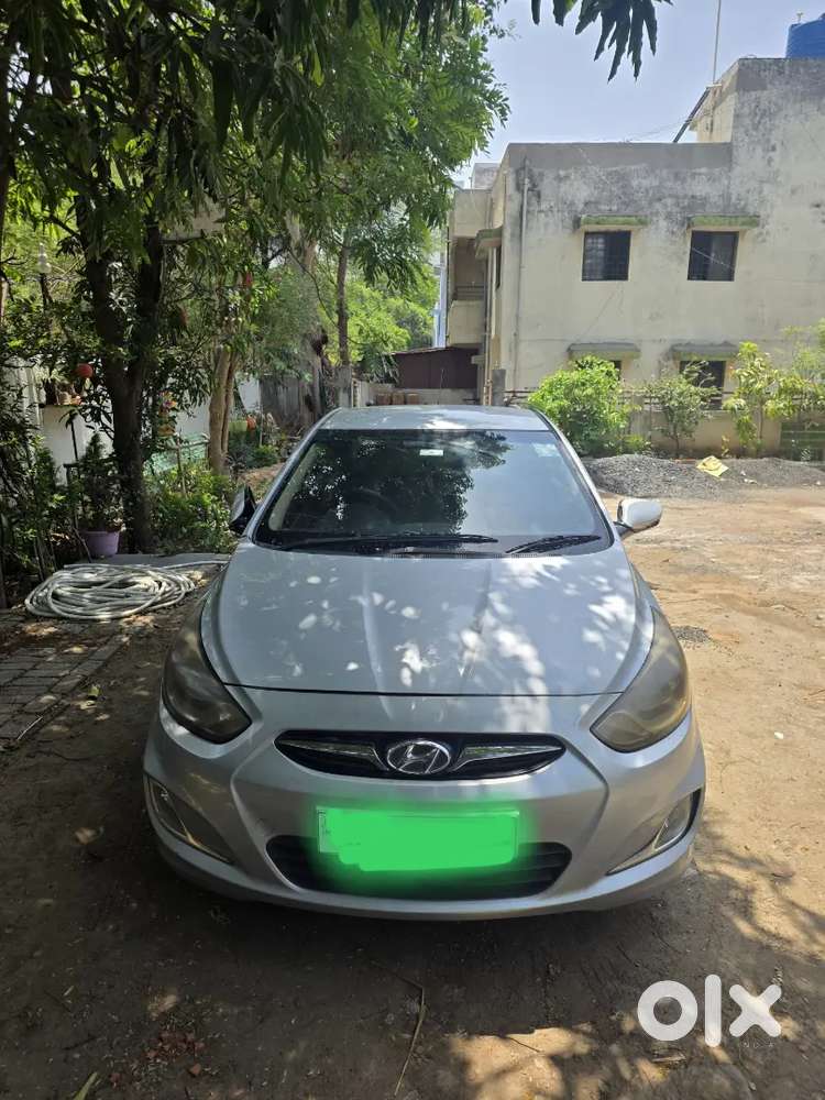 Hyundai Verna 1.6 Sx 2011