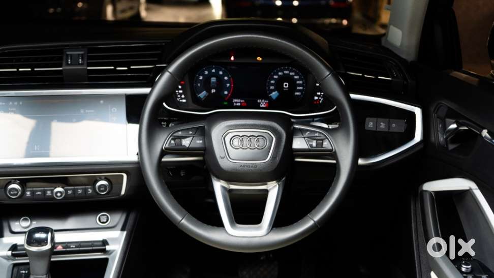 Audi Q3 40 Tfsi Premium Plus, 2025, Petrol