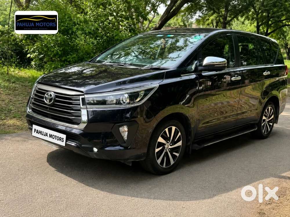 Toyota Innova Crysta 2.7 Zx At, 2022, Petrol