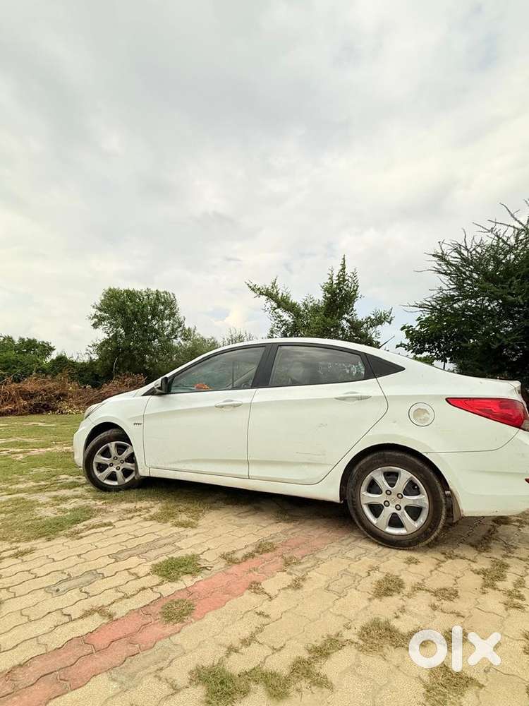 Hyundai Verna