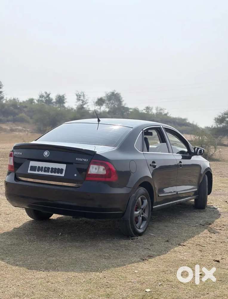 Skoda Rapid 2014 Diesel 120000 Km Driven