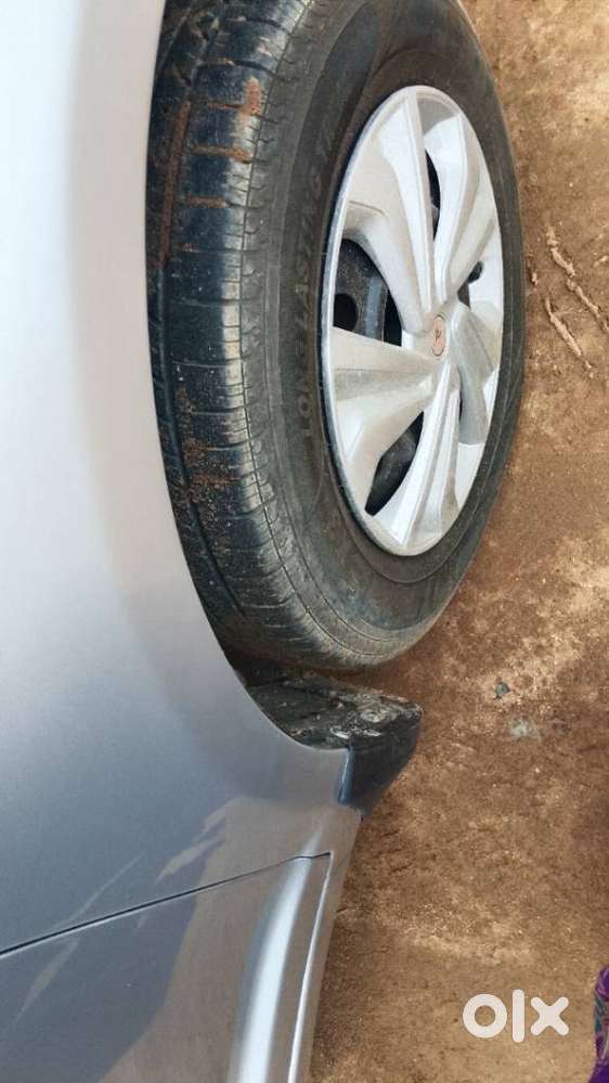 Maruti Suzuki Swift Dzire 1.2 Vxi Bsiv, 2011, Petrol