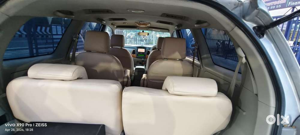 Toyota Innova 2.5 V 7 Str, 2010, Diesel