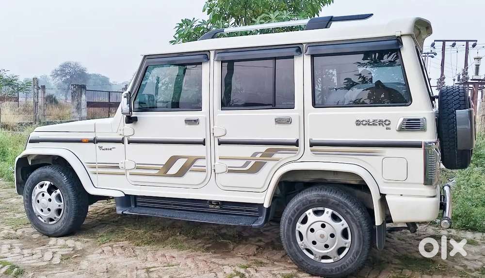 गाड़ी एकदम कंडीशन में है - 45650 Km चली है