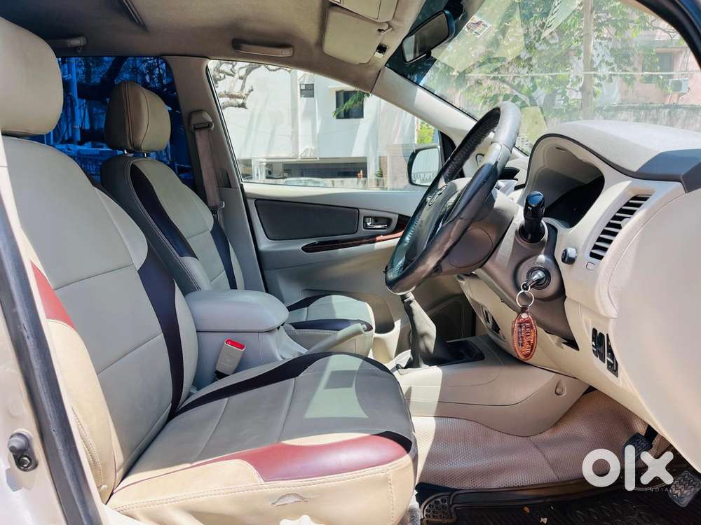 Toyota Innova 2.5 Vx 8 Str, 2014, Diesel