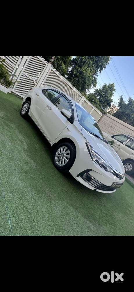 Toyota Corolla Altis 1.8 Gl, 2018, Petrol