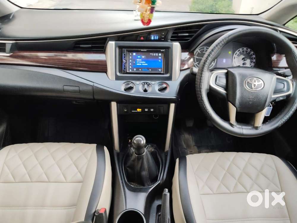 Toyota Innova Crysta 2.4 G Mt, 2017, Diesel