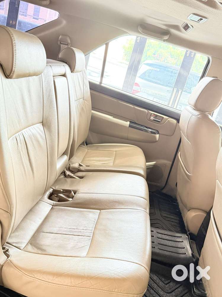 Toyota Fortuner 4x2 At, 2016, Diesel