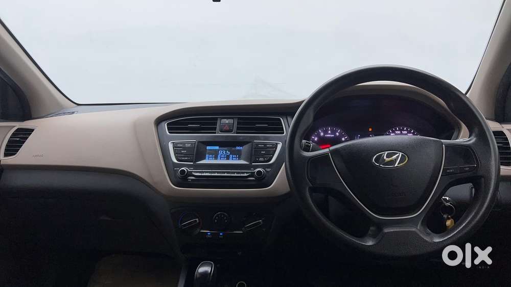 Hyundai Elite I20 1.2magna Executive At, 2018, Petrol