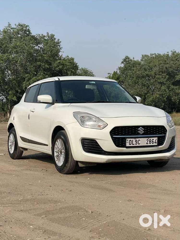 Maruti Suzuki Swift Vxi Optional, 2022, Petrol