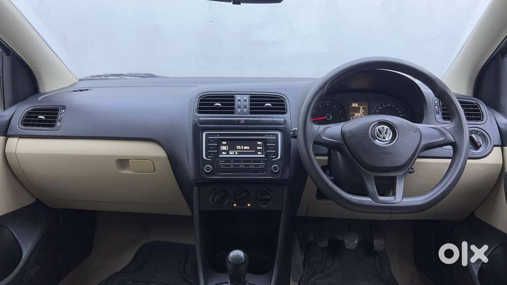 Volkswagen Ameo 1.2 Mpi Comfortline Plus, 2016, Petrol