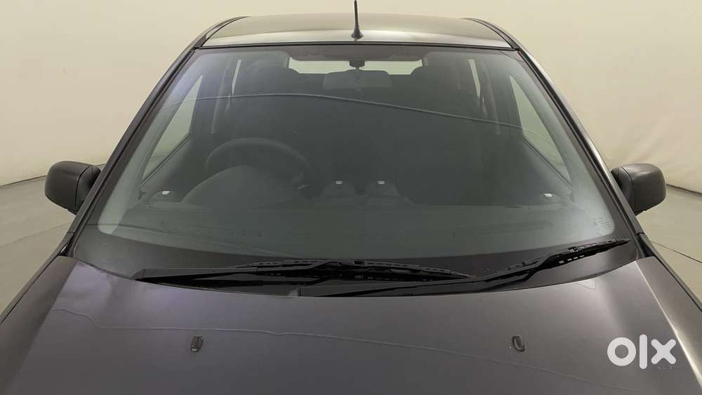 Ford Figo 2010-2012 Petrol Zxi, 2013, Petrol