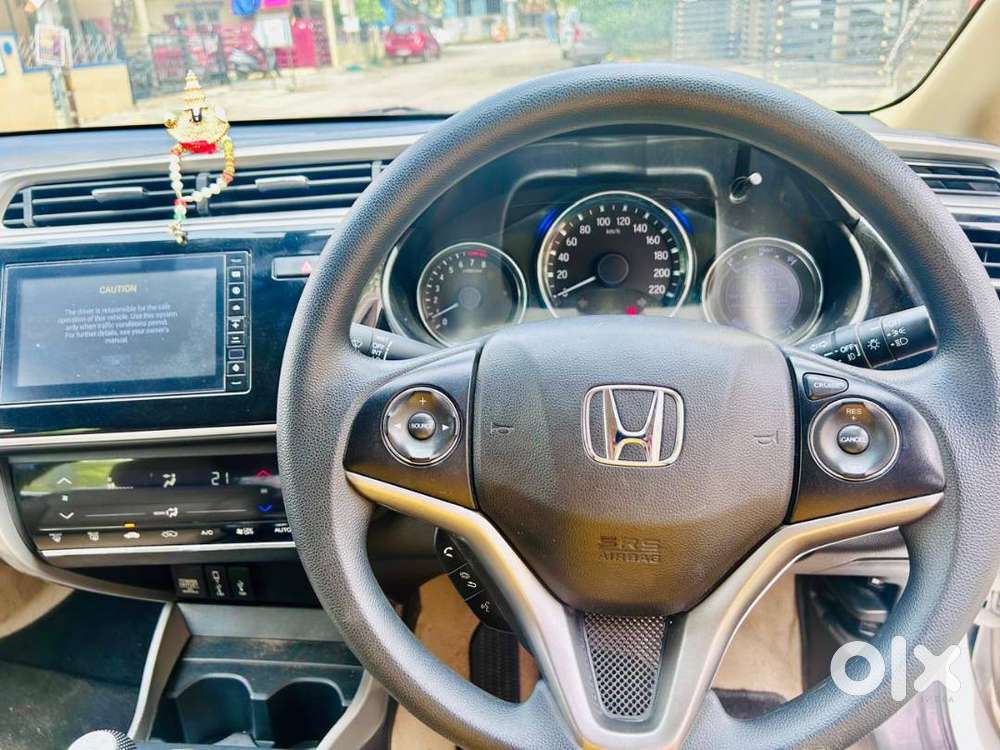 Immaculate 2022 Honda City 4th Gen V Petrol | Single Owner | 43k Kms |