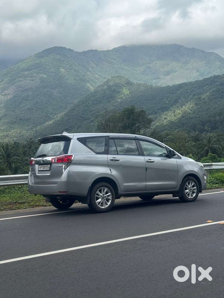 Toyota Innova Crysta 2018