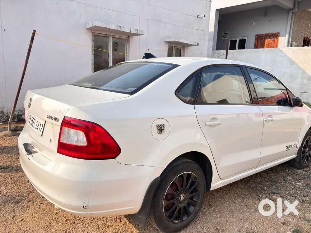 Skoda Rapid 2015 Diesel 110000 Km Driven