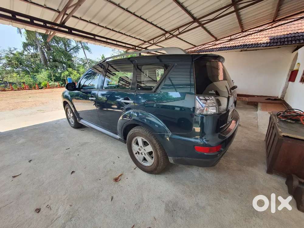 Mitsubishi Outlander 2010