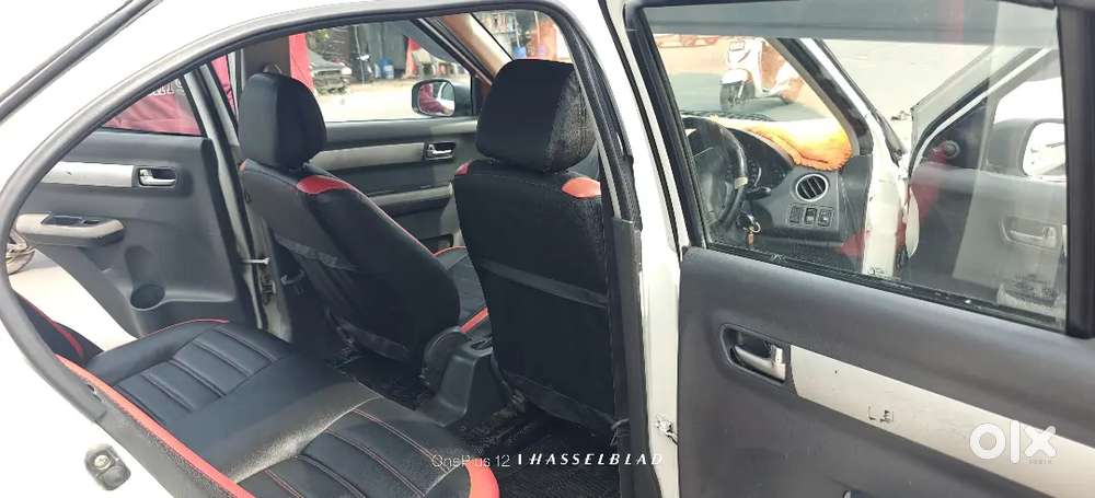 Maruti Suzuki Swift Dzire 2010