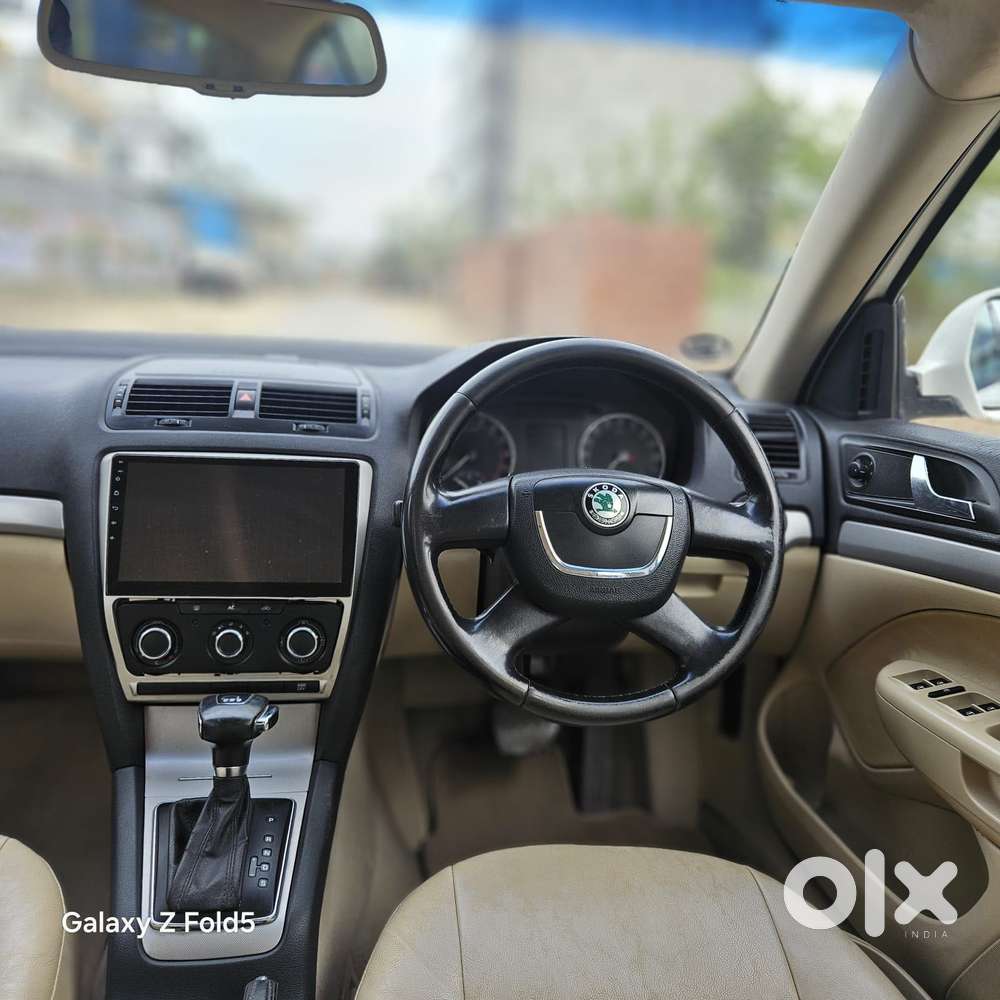 Skoda Laura 2.0 Elegance Tdi Cr, 2010, Diesel