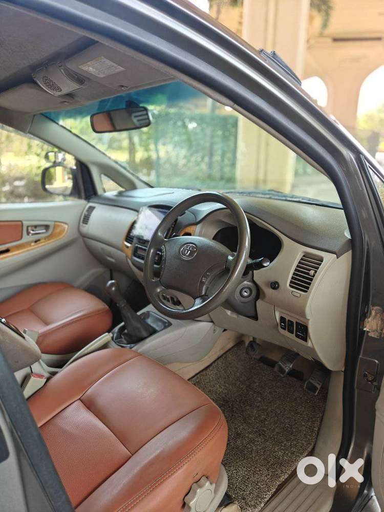 Toyota Innova 2.0 V, 2009, Diesel