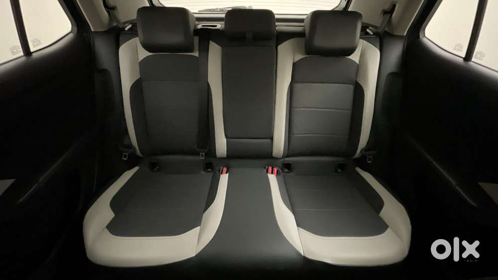 Volkswagen Taigun Topline 1.0 Tsi At (electric Seats), 2024, Petrol