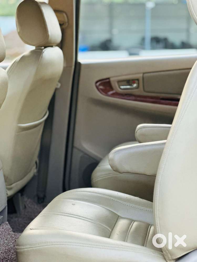 Toyota Innova 2.5 V 7 Str, 2008, Diesel