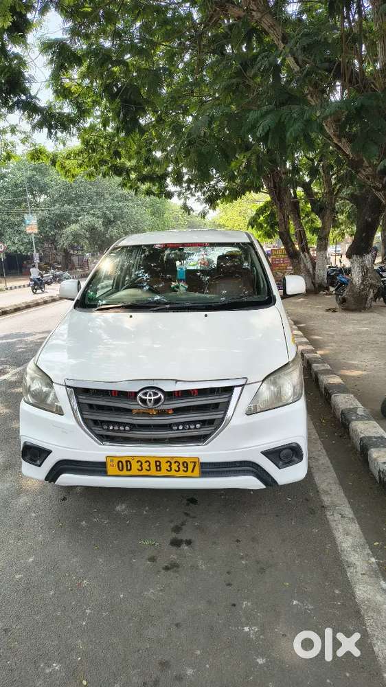 Toyota Innova 2015 Diesel 186000 Km Driven