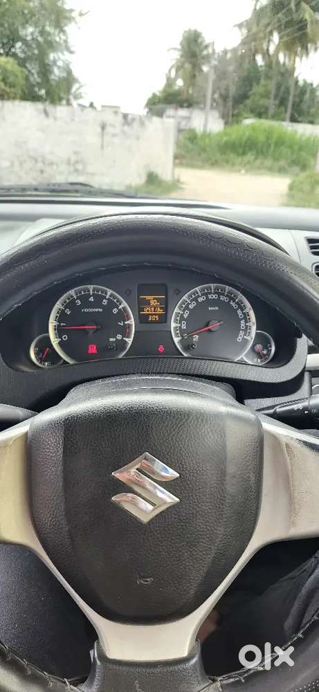 Maruti Suzuki Swift 2015