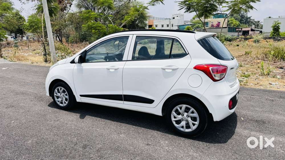 Hyundai Grand I10 Sportz 1.2 Kappa Vtvt, 2017, Petrol